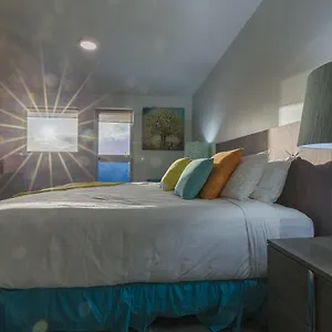 https://turibanaplaza.comcaribbean.com